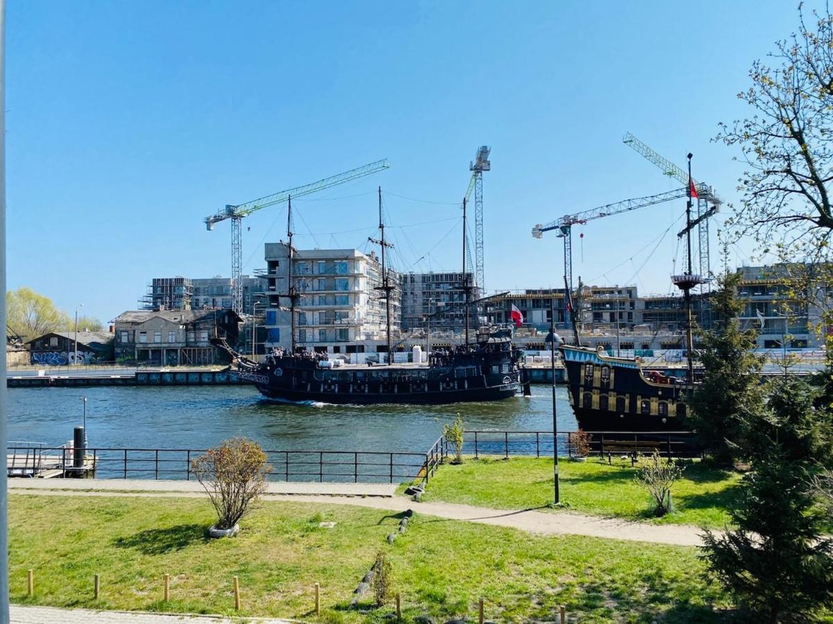 Apartamenty S&S Chlebova Gdansk Z Widokiem Na Rzeke Motlawe, Stare Miasto Bagian luar foto